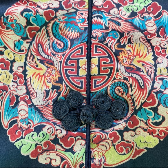 Vintage black silk blouse with asian designs frog buttons, Jade brand, Medium - Picture 10 of 11